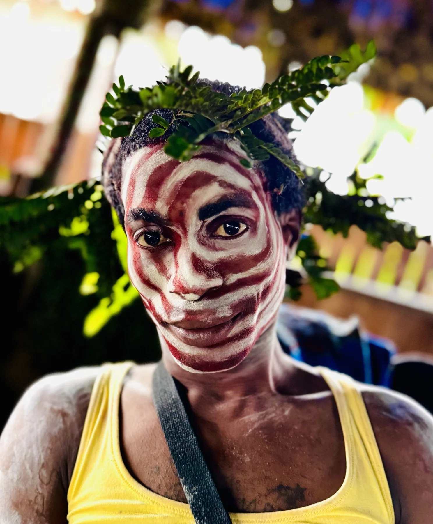 Portrait lors d’une rencontre culturelle à Ndossi